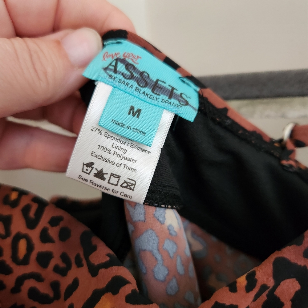 Spanx love your assests Medium animal print tankini top - Picture 4 of 4